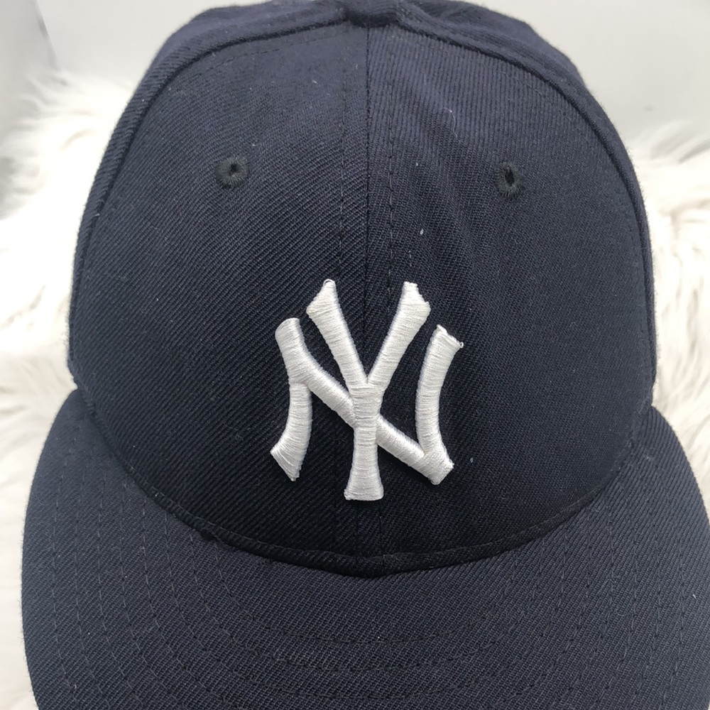 New Era X MoMa X New York Yankees Fitted Wool Hat Size 7 1/4(57.7cm)